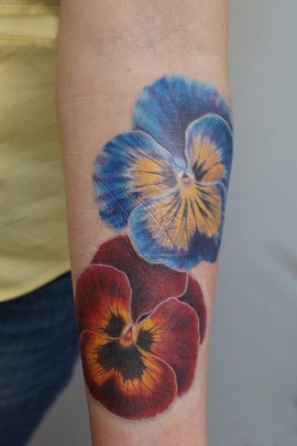 pansy-flower-tattoo-designs-meaning-47